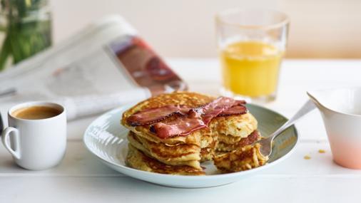 buttermilk pancakes with maple bacon