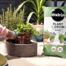 Miracle-Gro® Plant & Grow Compost 10Ltr additional 6