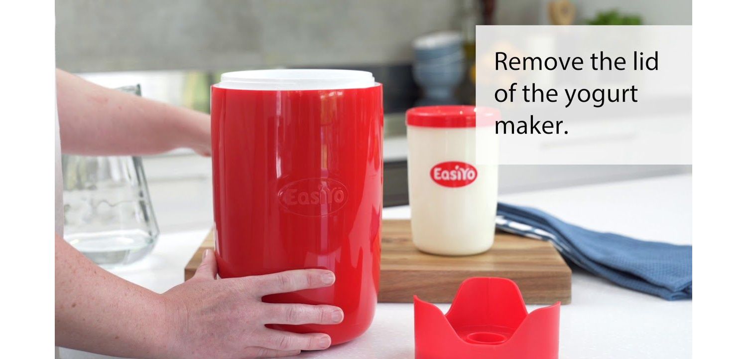 EasiYo Yoghurt Maker Easy yo yogurt maker Makes 1KG of Yoghurt