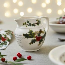 Portmeirion The Holly and The Ivy Staffordshire Jug 0.5 Pint alternative