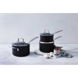 Le Creuset Toughened Non Stick 3pc Cookware Set alternative