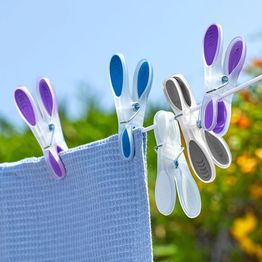 Elliott Soft Grip Clothes Pegs (Pack of 24) alternative