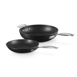 Le Creuset Toughened Non Stick 24cm &amp; 28cm Fry Pan Set alternative