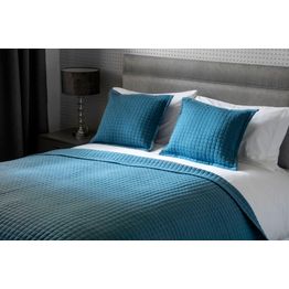 Belledorm Crompton Quilted Throw 150x200cm