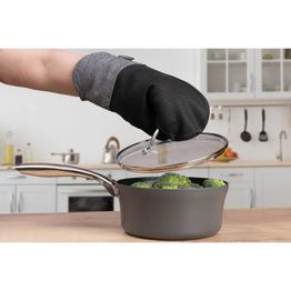 Cuisinart Silicone Oven Mitt  Herringbone Charcoal alternative