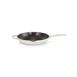 Le Creuset Meringue Cast Iron Round Skillet 23cm alternative