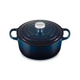 Le Creuset Nuit Signature Cast Iron Round Casserole Dish 24cm alternative