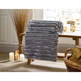Deyongs Alnwick Throw Dove Grey 140x180cm