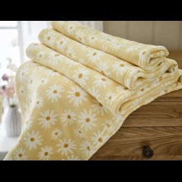 Deyongs Cozy Comforts Daisy Throw 130 x 170cm Yellow alternative