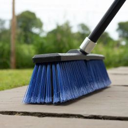 Addis Heavy Duty Outdoor Broom 45cm Stiff Bristles alternative