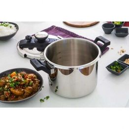 Prestige Twist N Lock Pressure Cooker 6ltr 47289 alternative