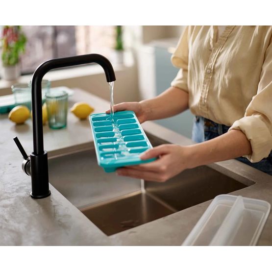 Joseph Joseph Flow Easy Fill Ice Cube Tray