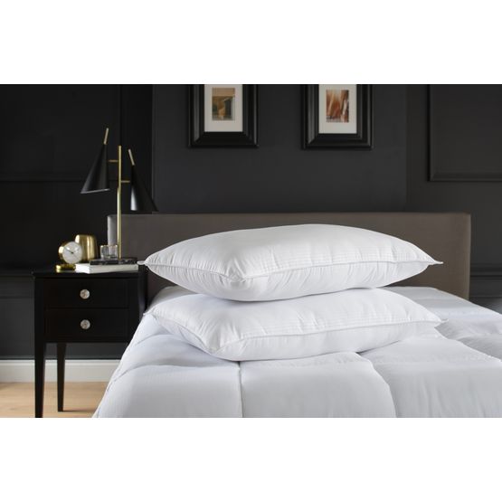 The Lyndon Company Premium Hotel Pillow Pair P8