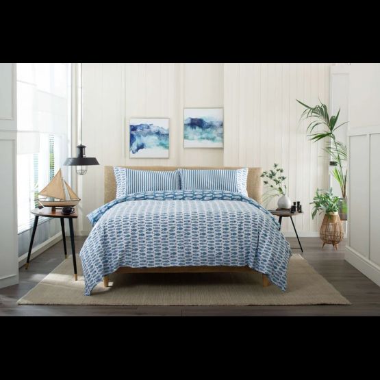 Lobster Creek Small Fish Reversible Bedding set