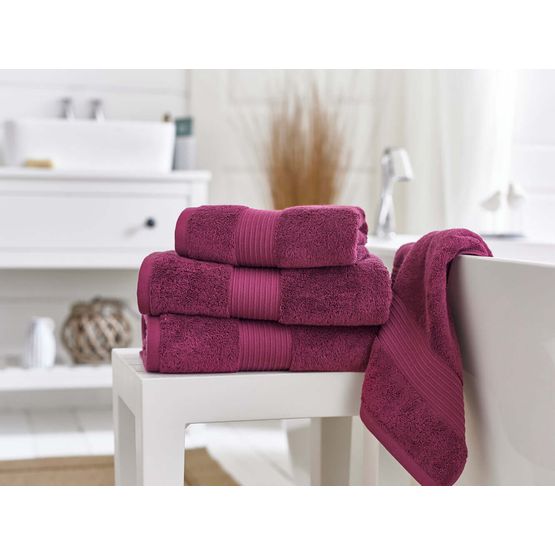 Deyongs Bliss Towel 650gsm Cerise
