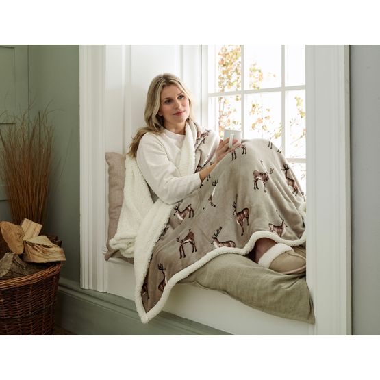 Deyongs Sterling Stag Mocha Heated Throw 140x180cm