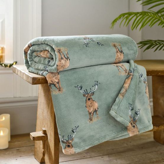 Deyongs Highland Fell Green Fleece Throw 140x180cm