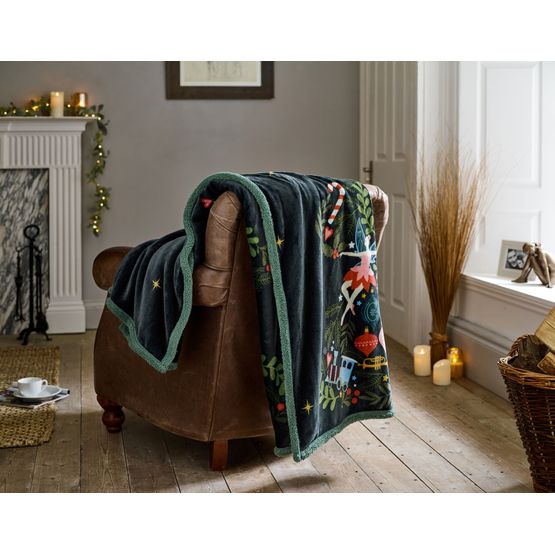 Deyongs Traditional Tree Navy Fleece Throw 130x170cm