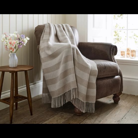 Lobster Creek St. Ives Throw Cappuccino