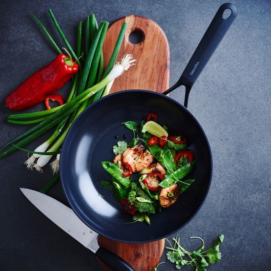 Green Pan Wok Ceramic Non-stick Smart Collection 28CM