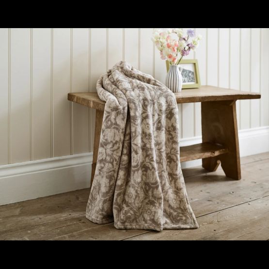 Deyongs Cozy Comforts William Throw 130 x 170cm