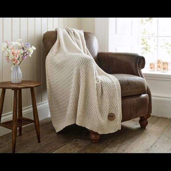 TLC Cadenza Knitted Throw 130 x 170cm Cream