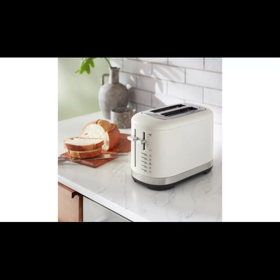 KitchenAid 2 slice Toaster with Manual Control in Porcelain White