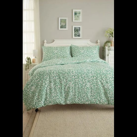 Deyongs In Bloom Dainty Floral Bedding Set